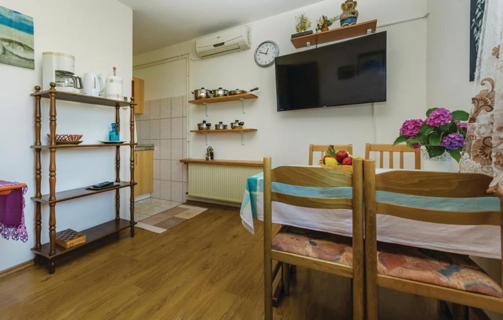 Apartments With A Parking Space Novigrad - 14408 Exterior foto